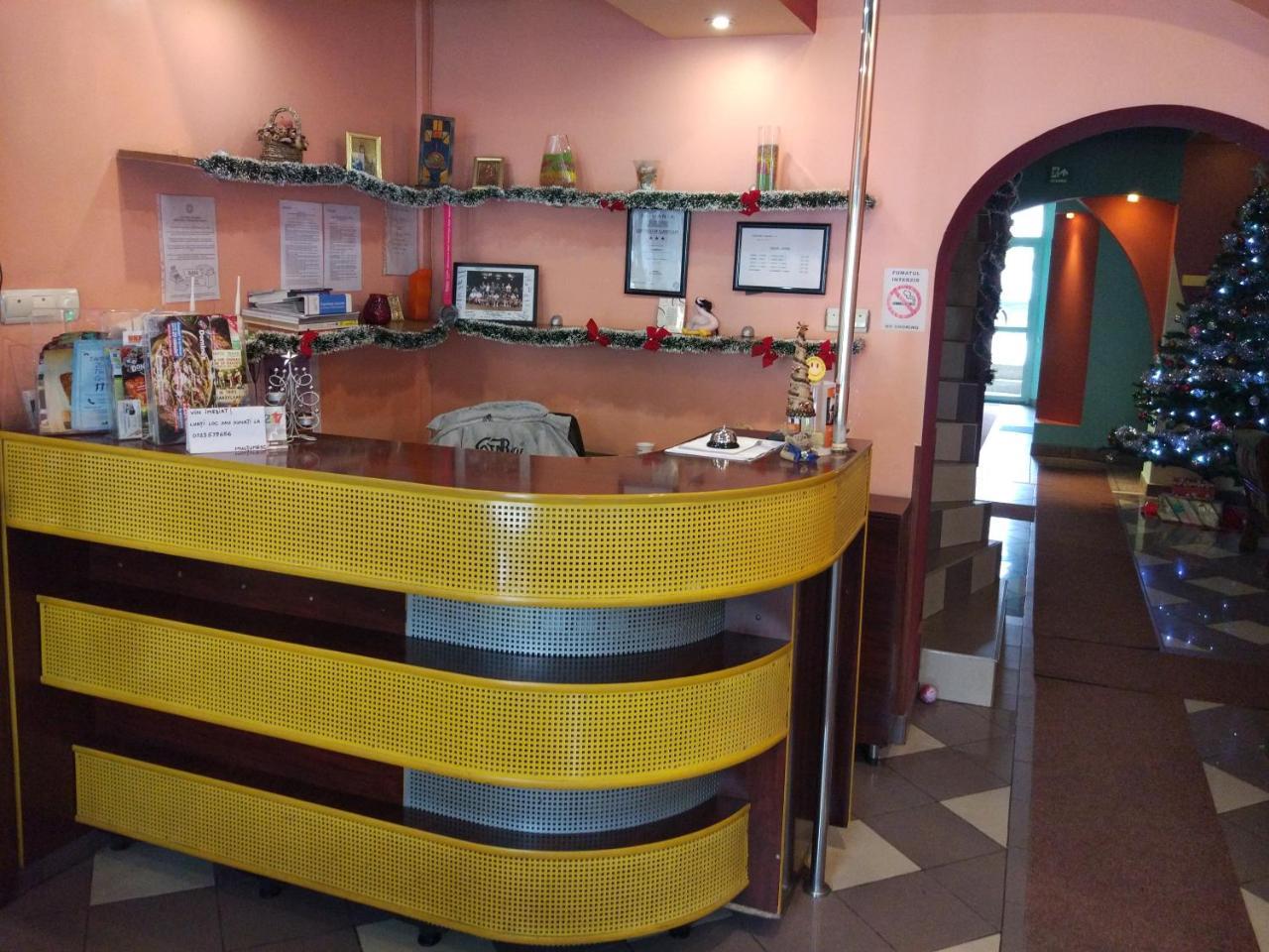 Pension Flamingo Брашов Екстериор снимка
